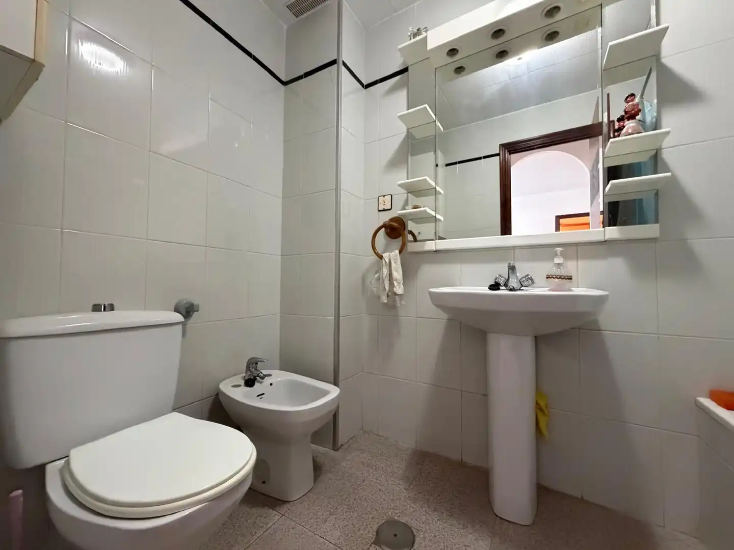 Badezimmer von Wohnung zum Verkauf in San Pedro del Pinatar mit Privatgarten und Abstellraum