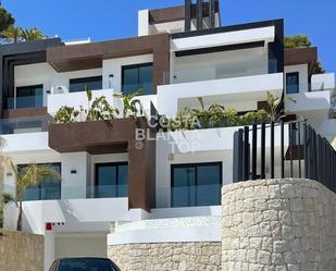 Vista exterior de Dúplex en venda en Benidorm amb Aire condicionat, Calefacció i Terrassa