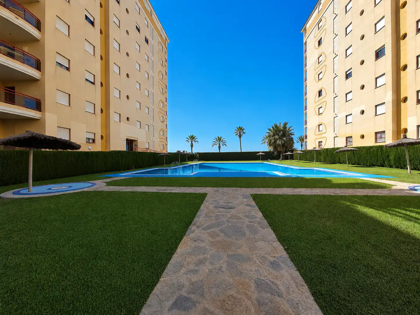 Piscina de Pis de lloguer en Villajoyosa / La Vila Joiosa amb Aire condicionat, Terrassa i Piscina comunitària