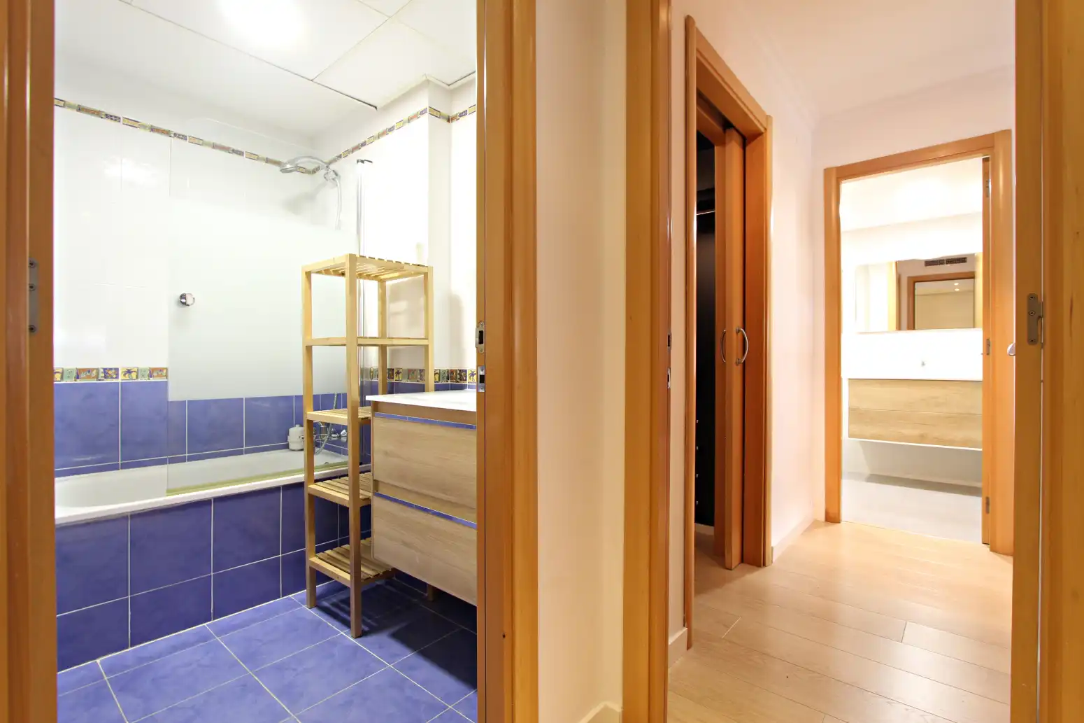 Badezimmer von Wohnung zum Verkauf in Aldaia mit Terrasse und Abstellraum