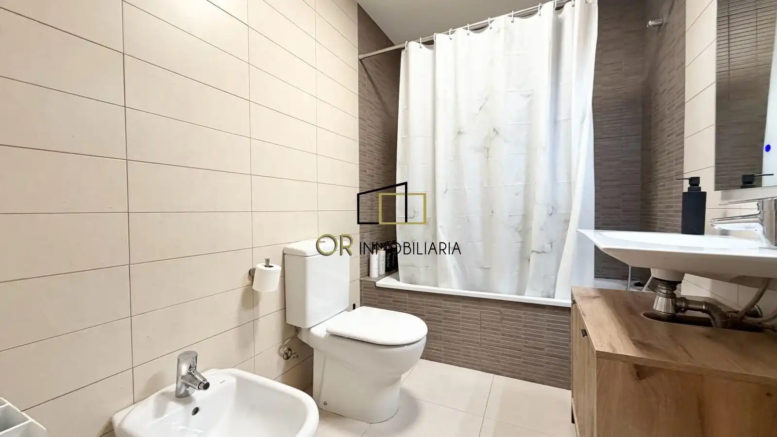 Baño de Casa o chalet en venta en Sant Quintí de Mediona con Calefacción, Jardín privado y Terraza