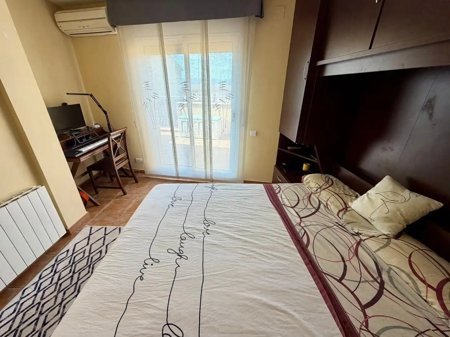 Habitación de Ático en venta en Castellet i la Gornal con Aire acondicionado, Calefacción y Terraza