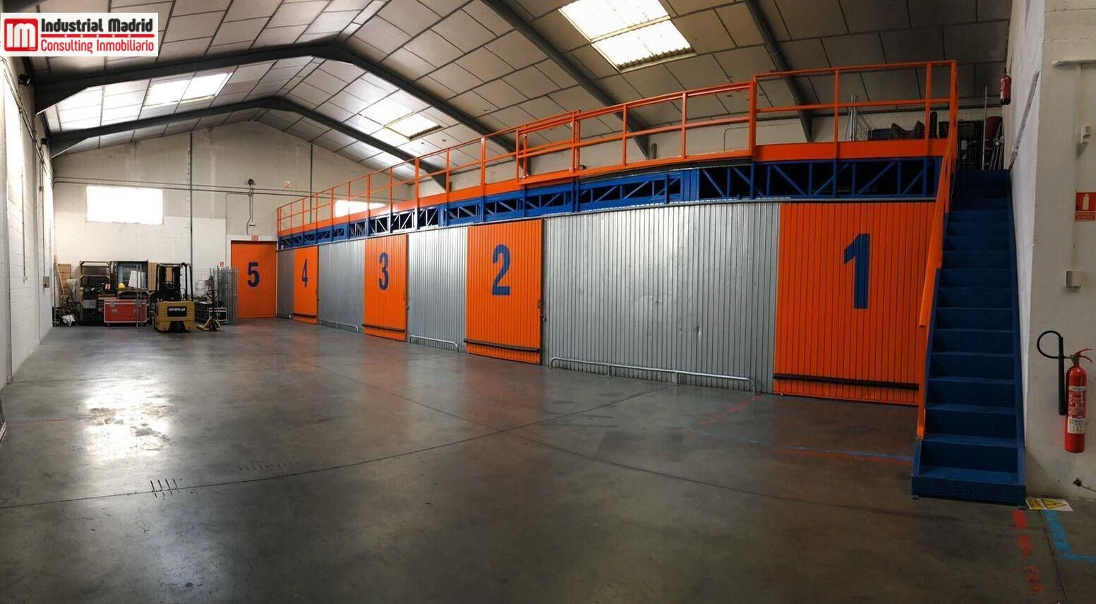 Nave industrial en venta en Arganda del Rey