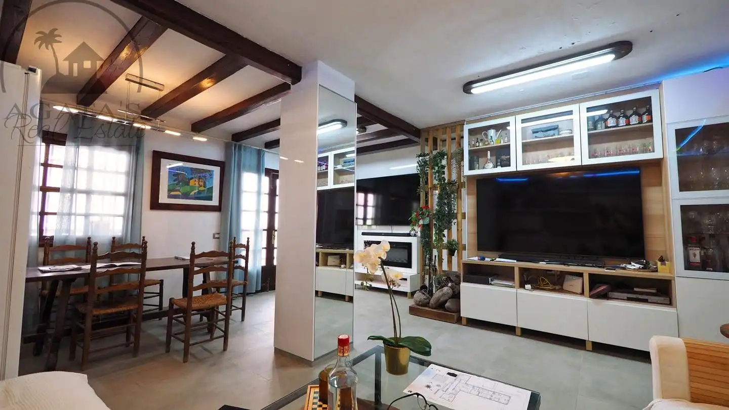 Living room of Houses for sale in Puerto de la Cruz  with Terrace and Community pool