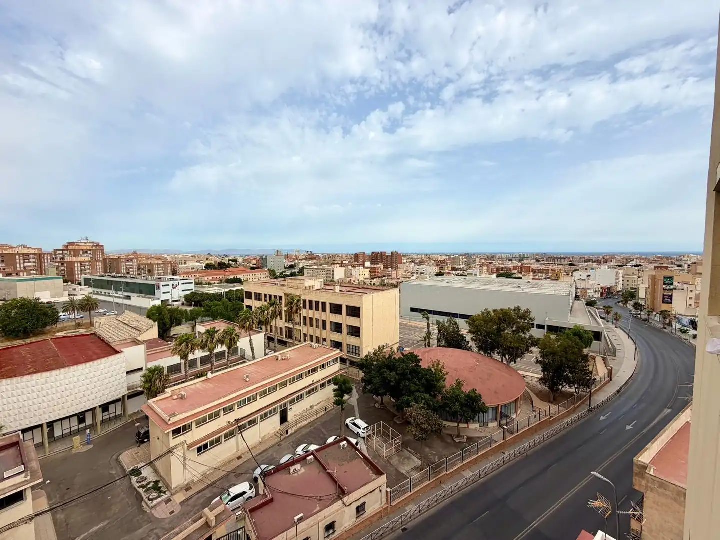 Vista exterior de Pis en venda en Almería