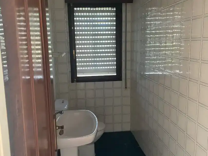 Baño de Casa adosada en venta en Ames con Jardín privado, Parquet y Trastero
