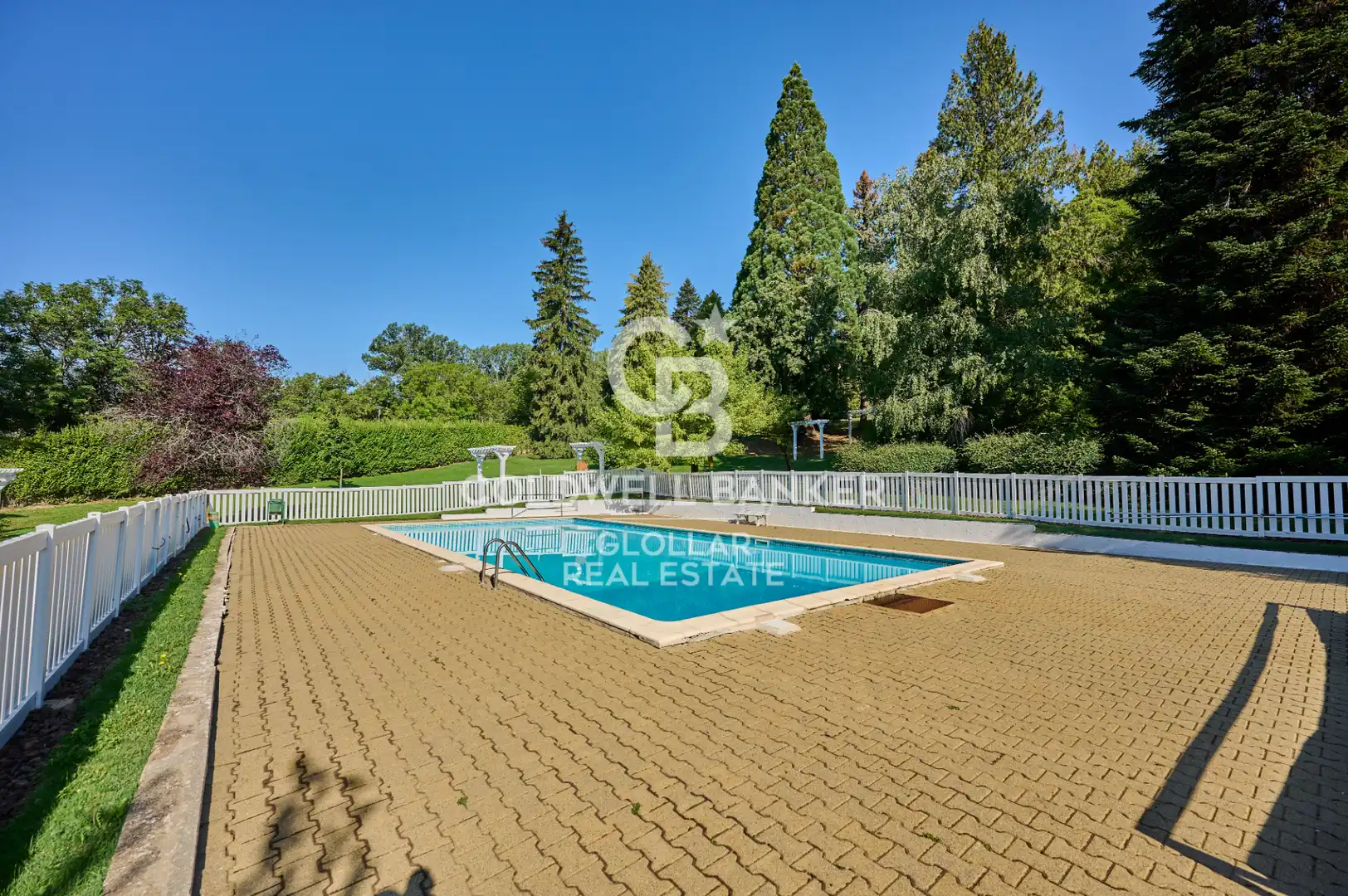 Piscina de Apartament en venda en Enveitg amb Calefacció, Parquet i Traster