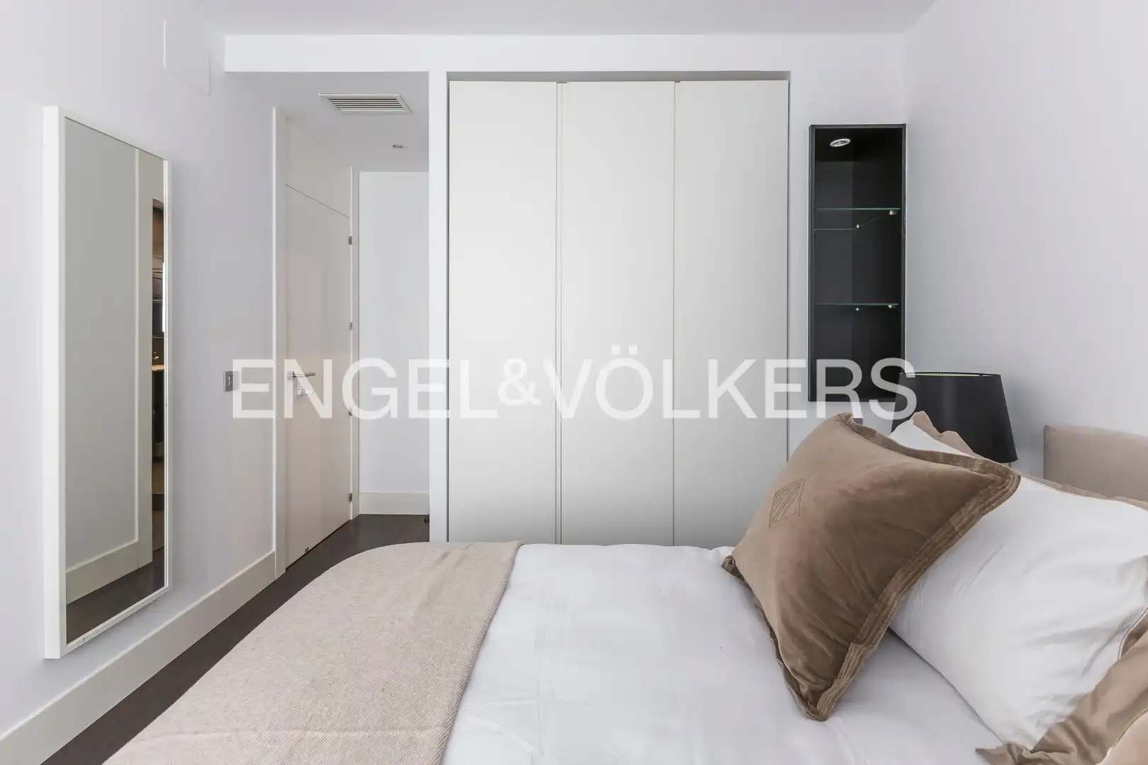 Flat for rent in Francisco Silvela, El Viso