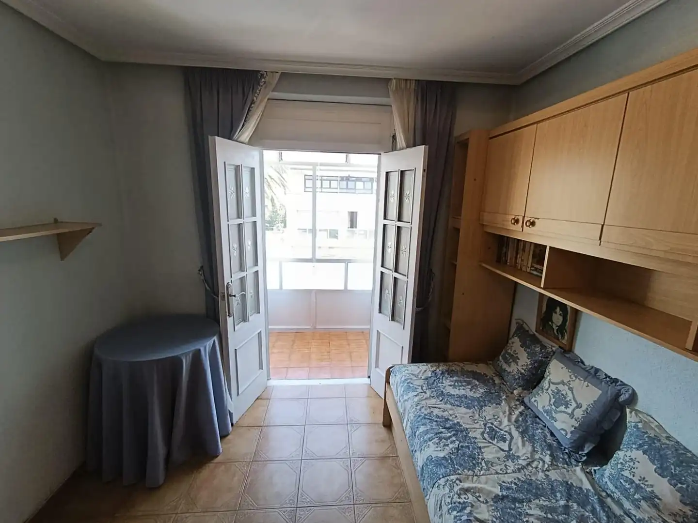 Bedroom of Flat for sale in Avilés  with Furnished