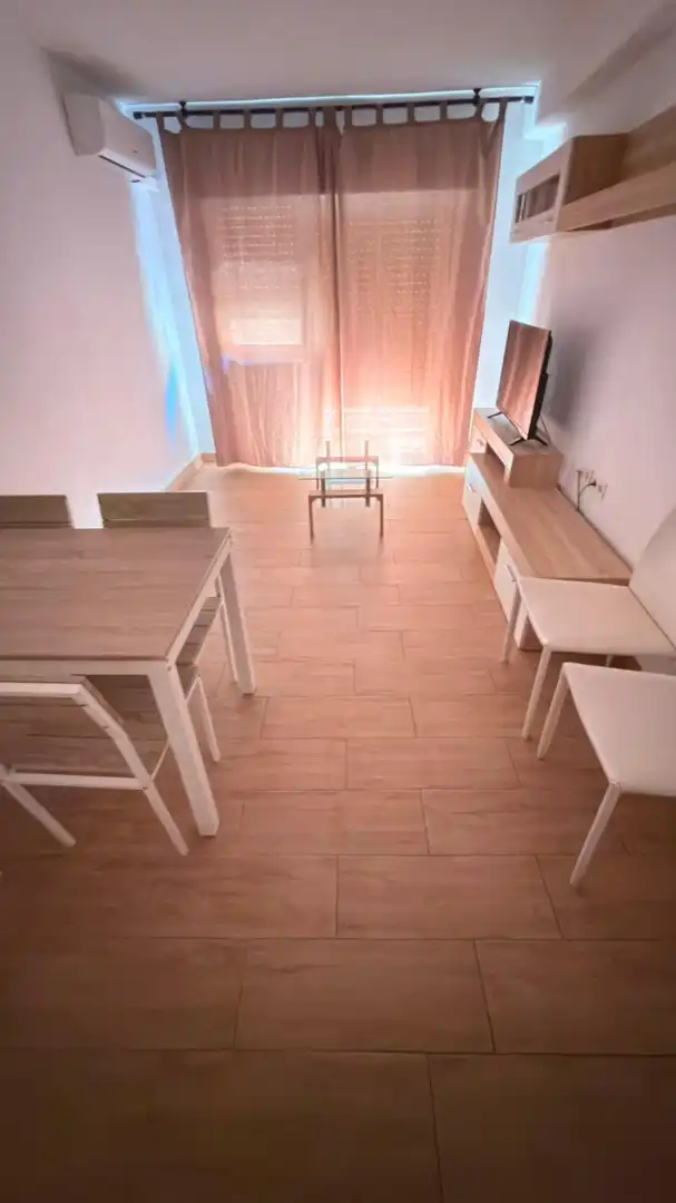 Living room of Flat for rent in Granada  with Heating, Furnished and Washing machine