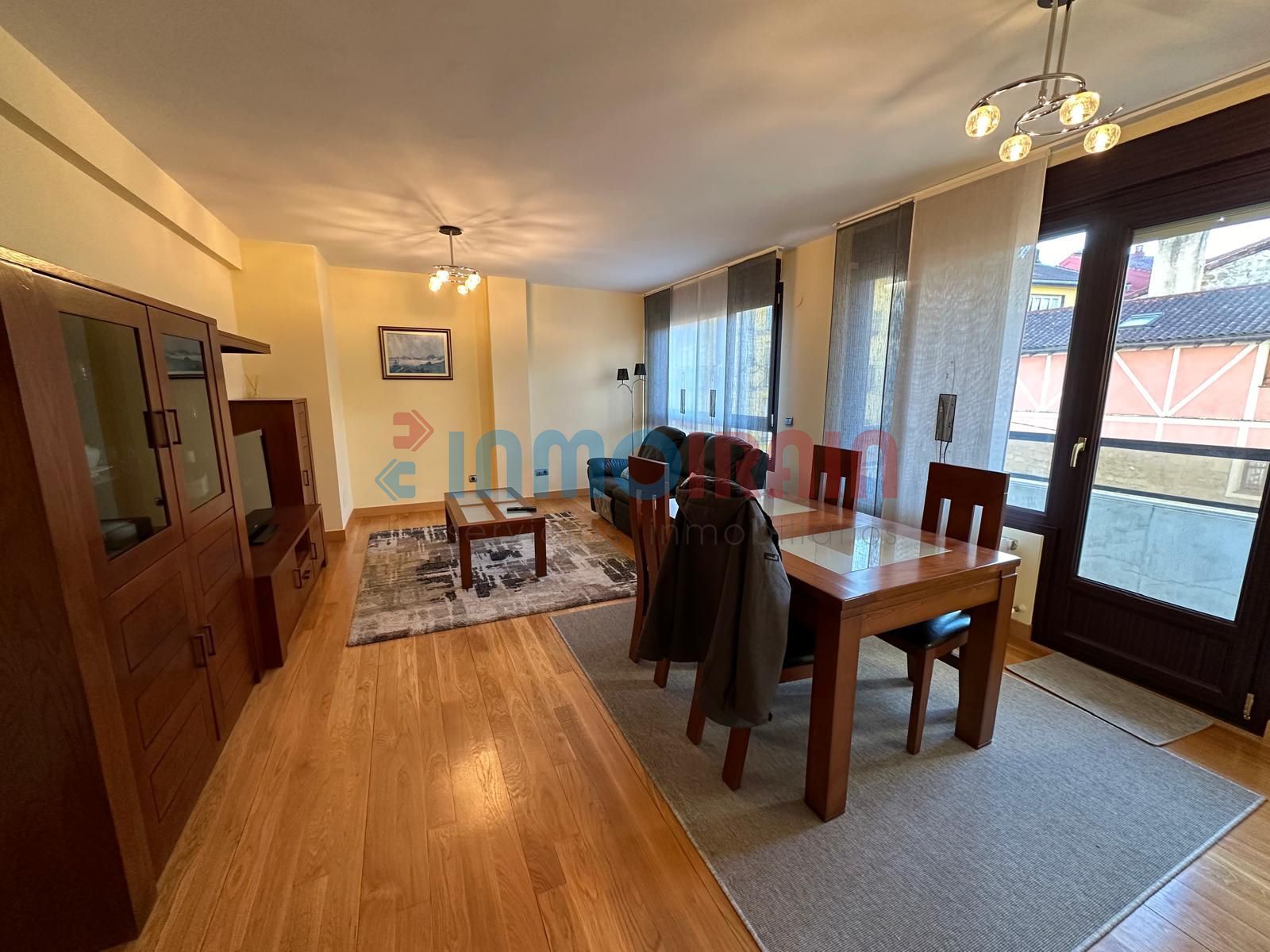 Living room of Flat for sale in Zarautz  with Heating, Terrace and Furnished