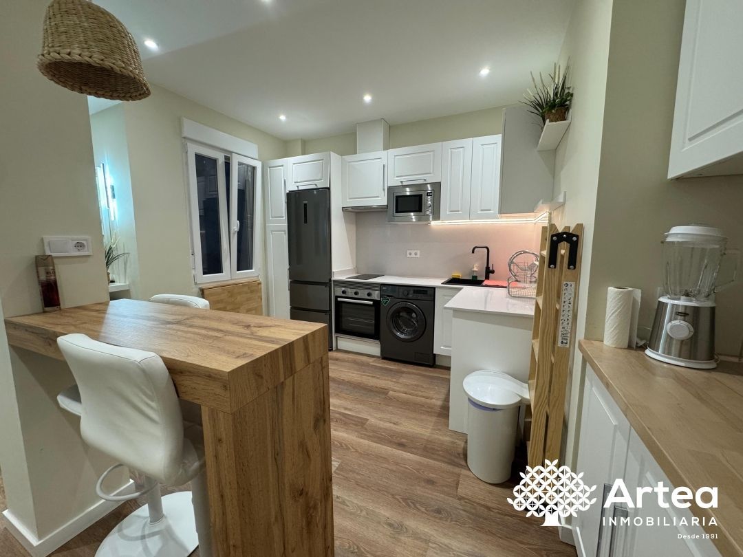 Cocina de Piso en venta en Bilbao  con Calefacción y Balcón