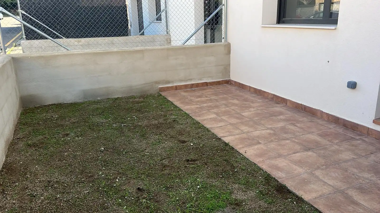 Erdgeschosswohnung mit Pool zur Miete in Martorelles, imagen 3