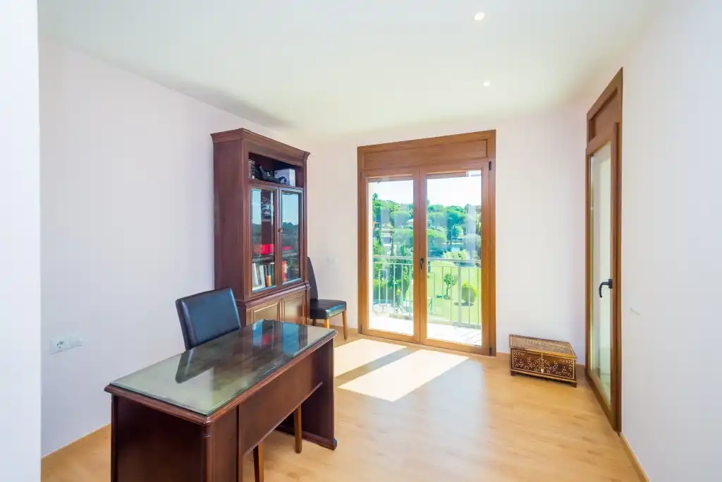 Casa con terraza en venta en Carrer Occitània 20, imagen 25