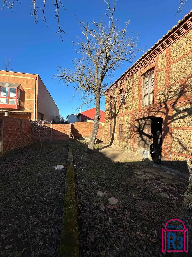 Außenansicht von Haus oder Chalet zum Verkauf in León Capital 