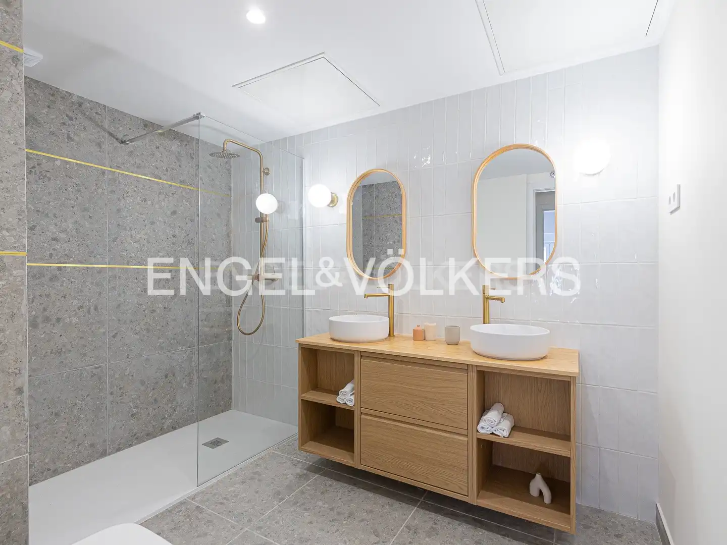 Baño de Piso en venta en Barcelona con Aire acondicionado, Calefacción y Parquet