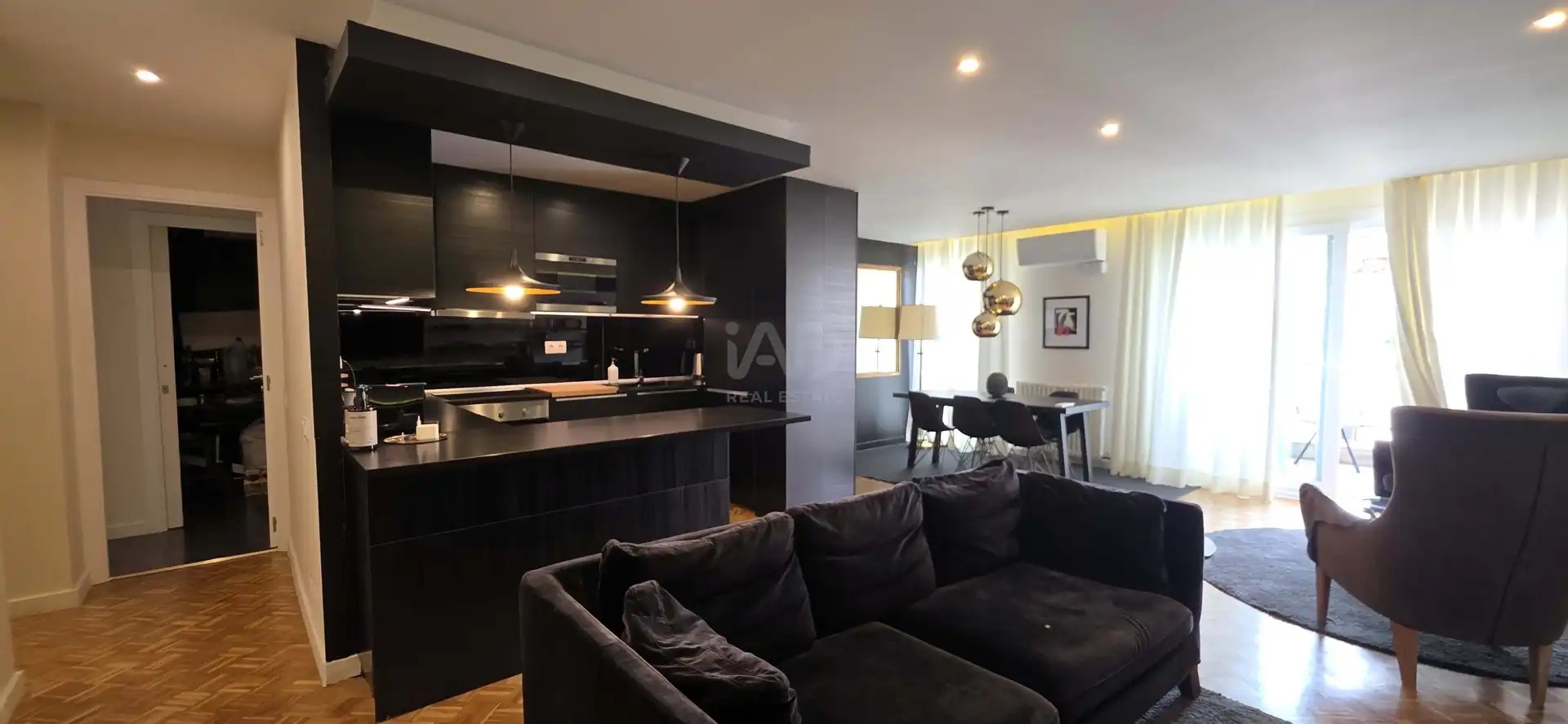 Sala de estar de Piso en venta en Barcelona con Calefacción y Terraza