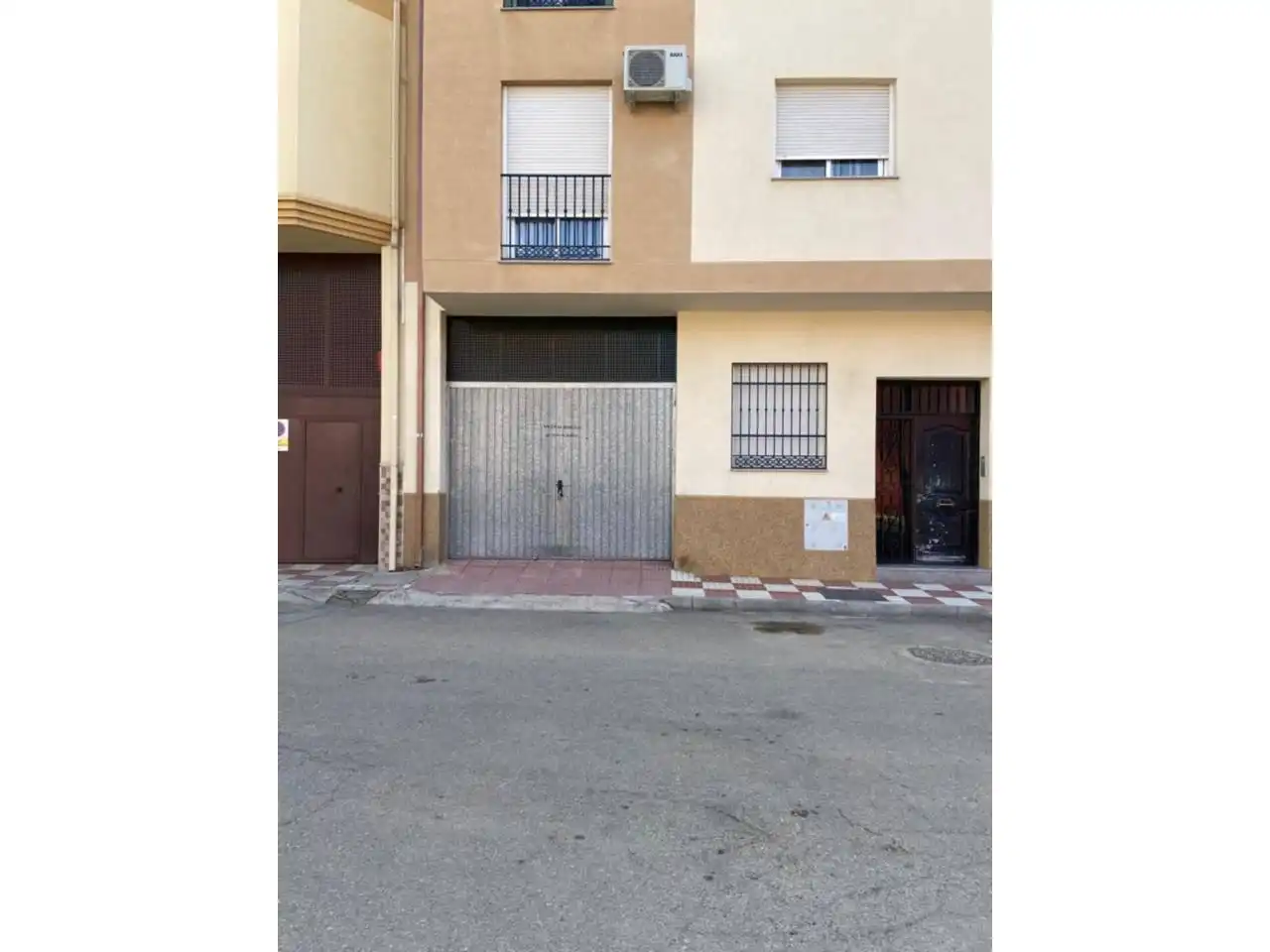 Local comercial en venta en Huétor Tájar