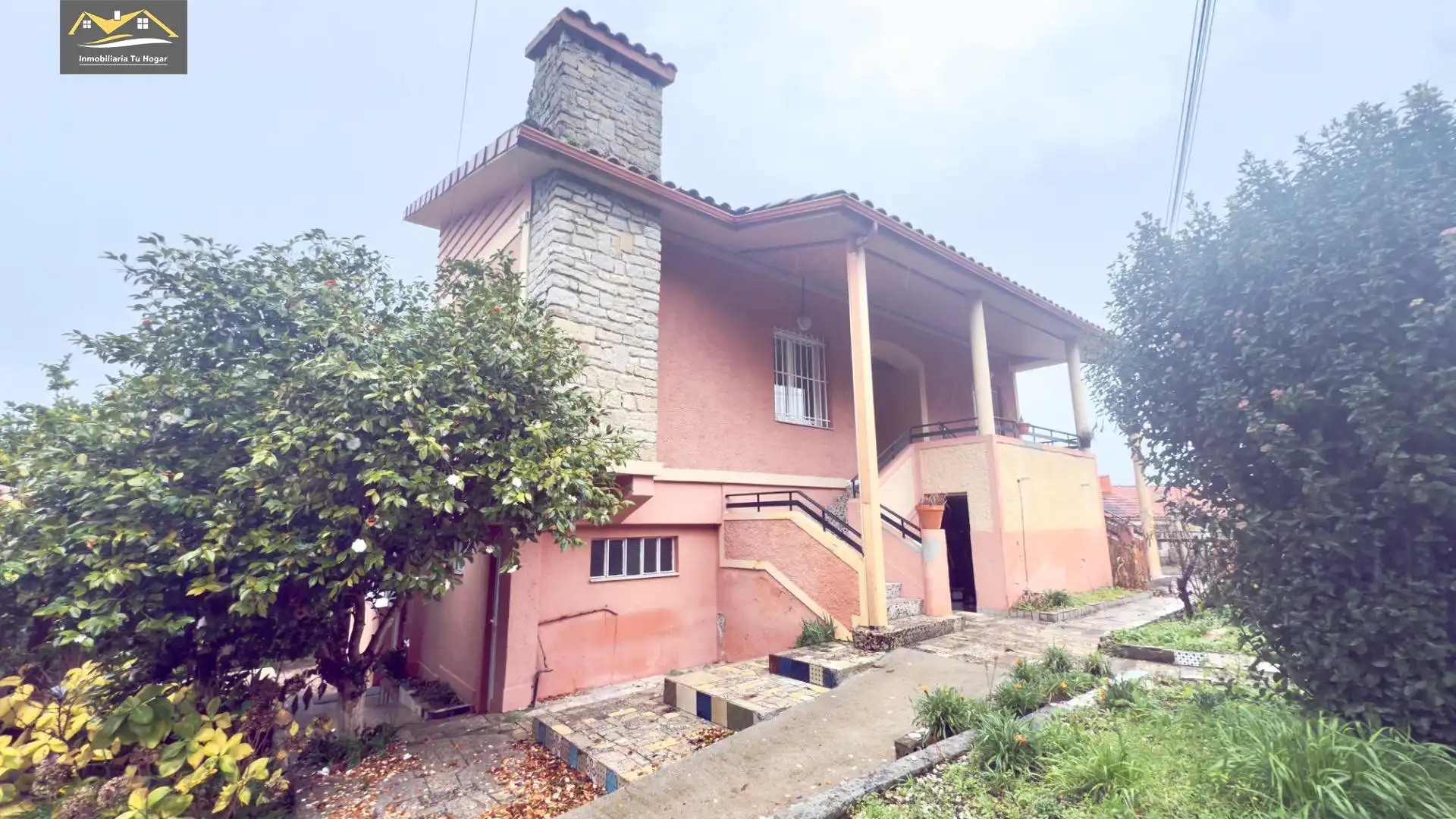Exterior view of Houses for sale in Ourense Capital   with Private garden, Terrace and Storage room