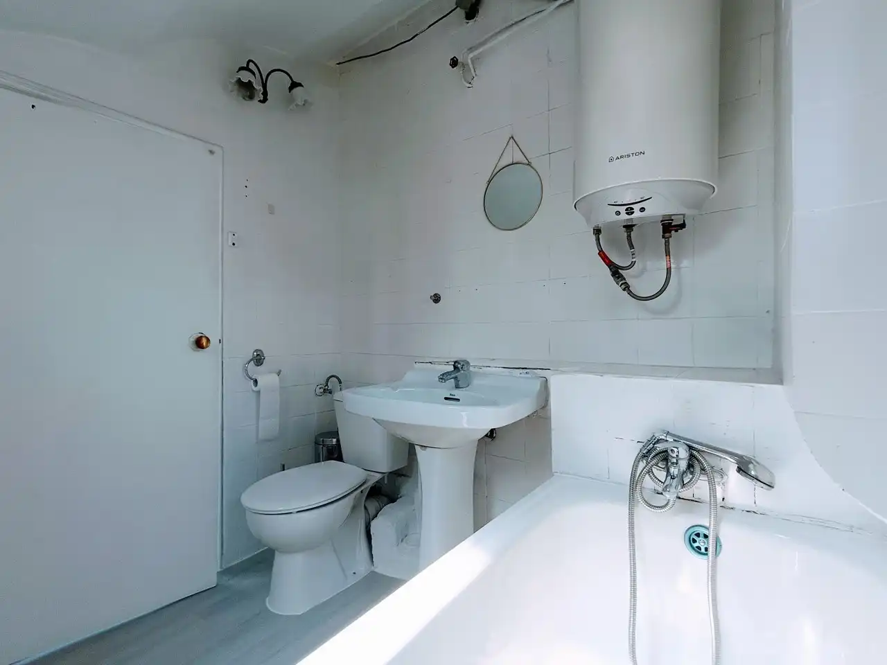 Baño de Ático de alquiler en Madrid con Aire acondicionado y Terraza