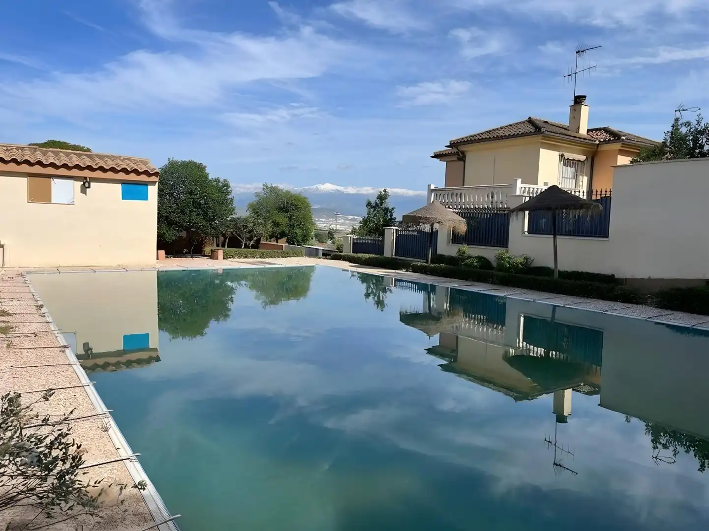 Casa aparellada amb balcó en venda a Camino DE ALBARRATE, imagen 74