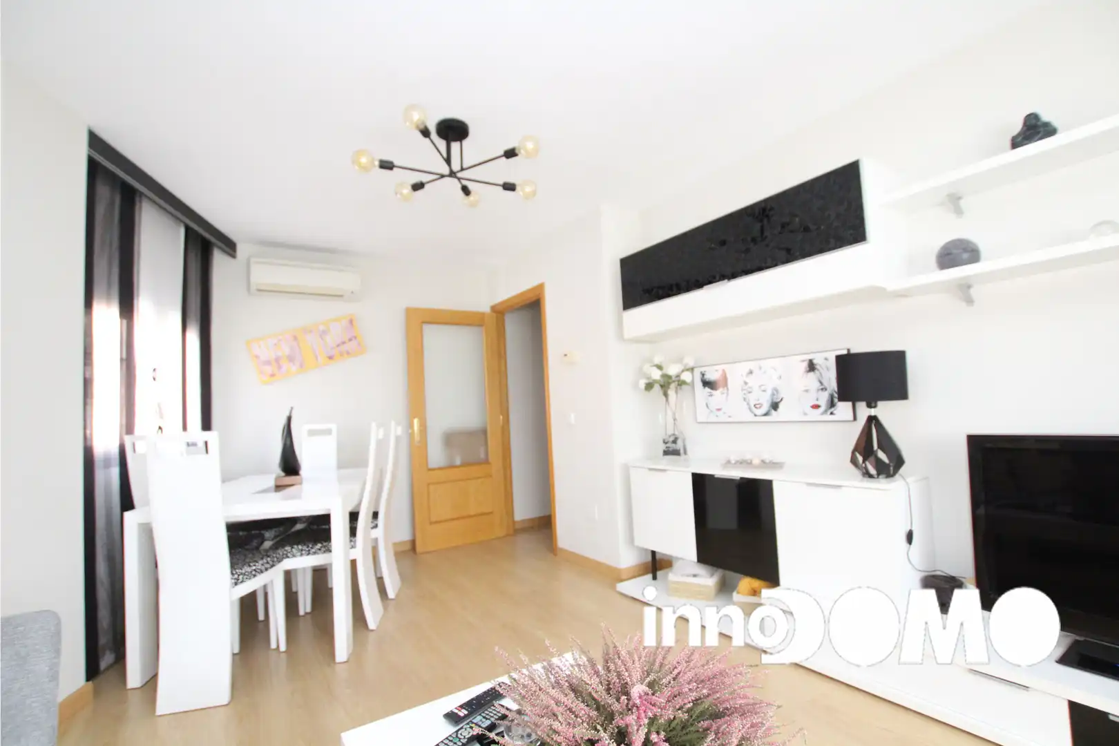 Sala de estar de Piso en venta en Yuncos con Aire acondicionado, Calefacción y Parquet