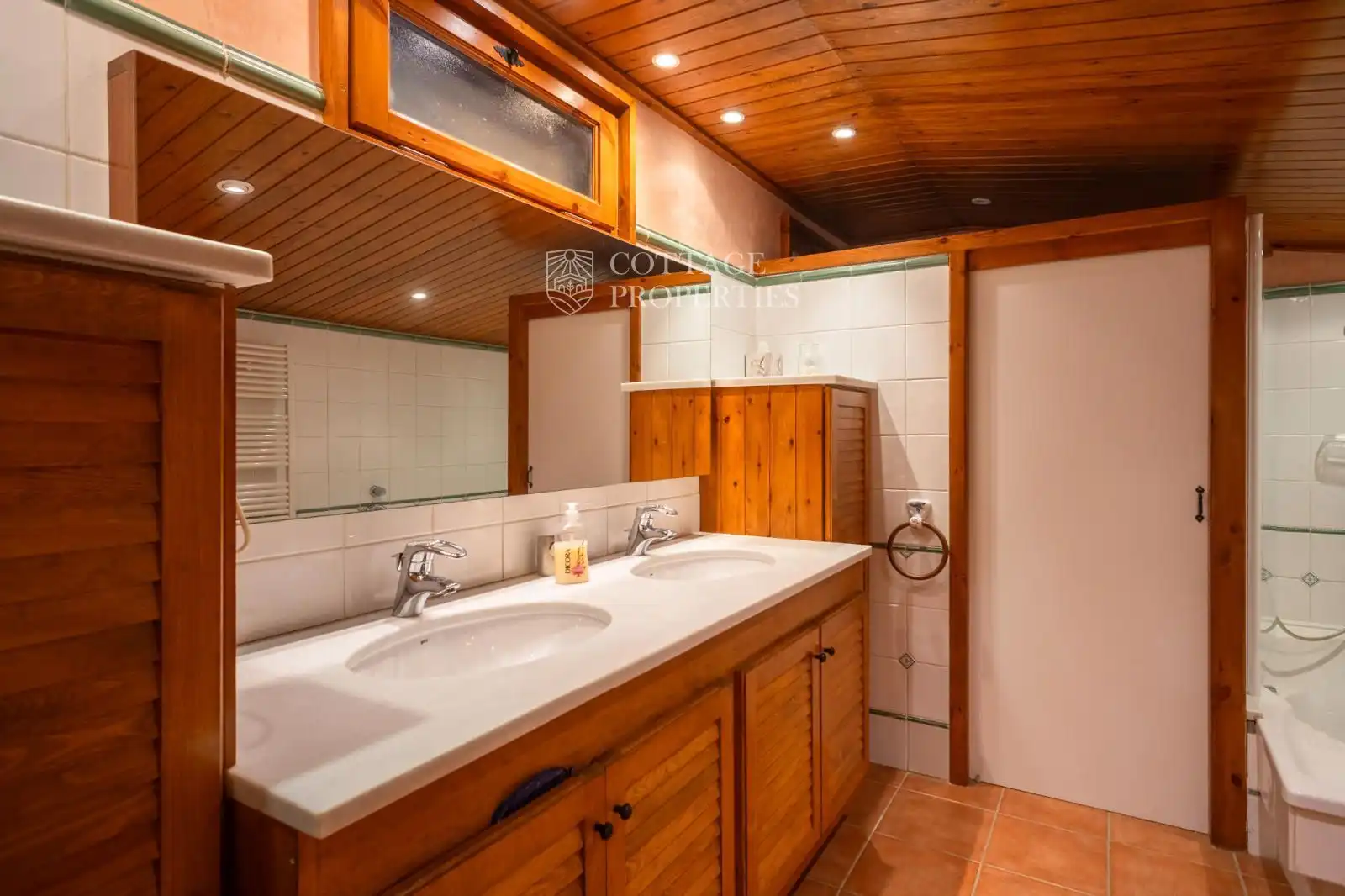 Bathroom of Country homes for sale in Cistella  with Heating