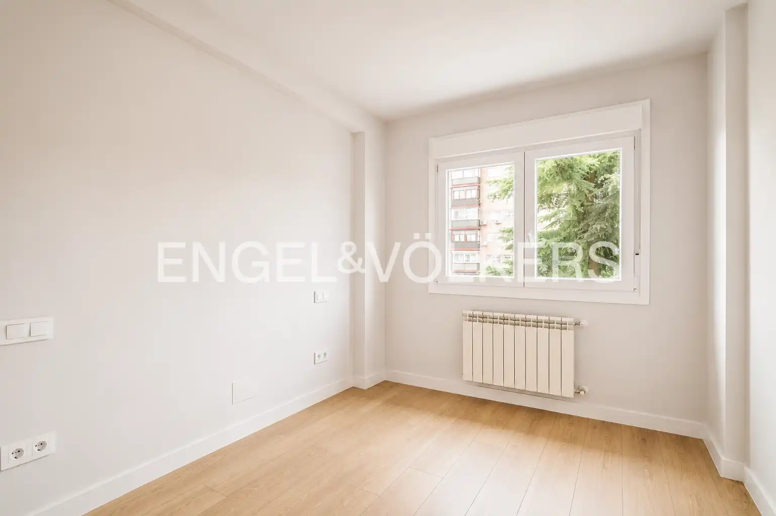 Habitación de Piso en venta en Madrid con Aire acondicionado y Calefacción