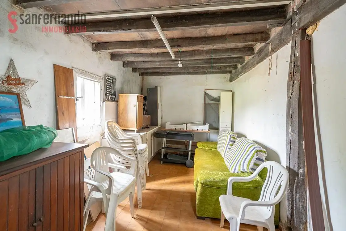 Sala d'estar de Casa o xalet en venda en Camargo amb Traster