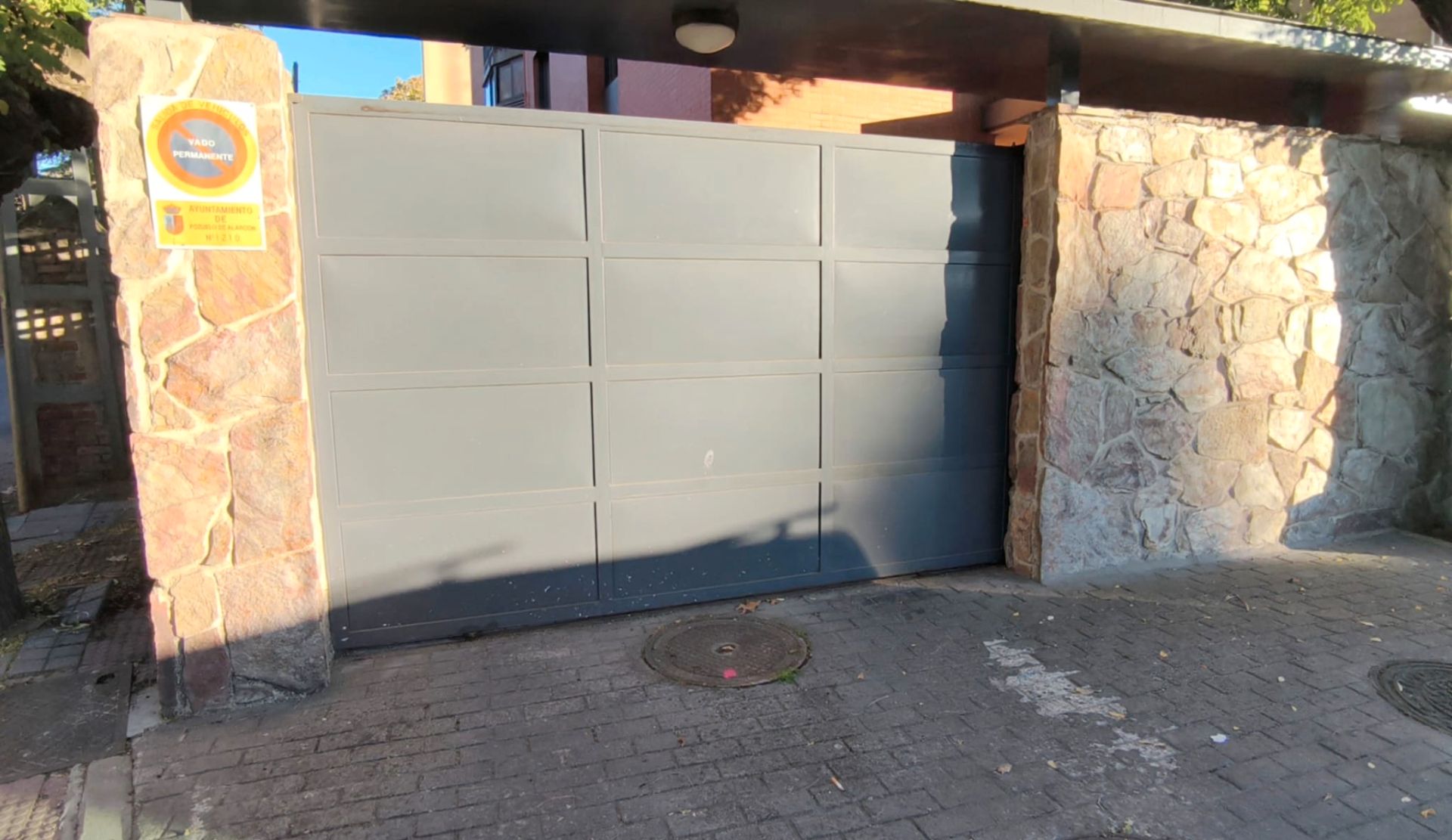 Vista exterior de Garaje en venta en Pozuelo de Alarcón