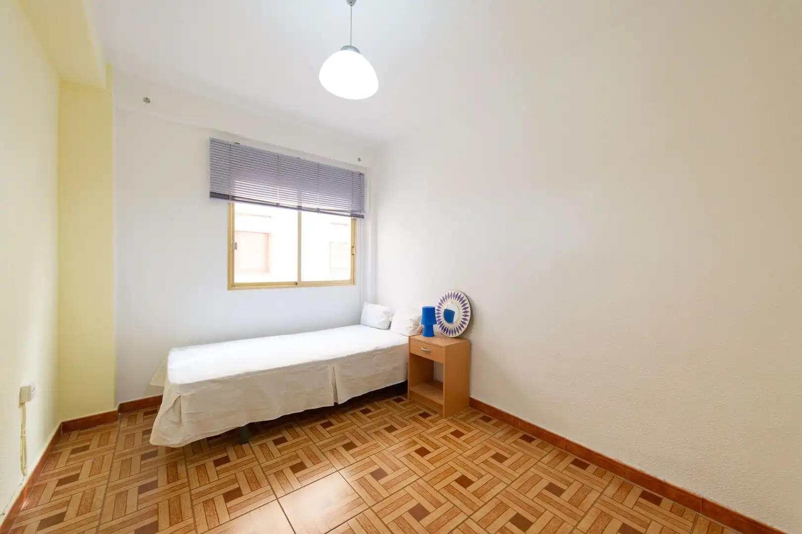 Bedroom of Flat for sale in Mutxamel  with Heating, Terrace and Storage room
