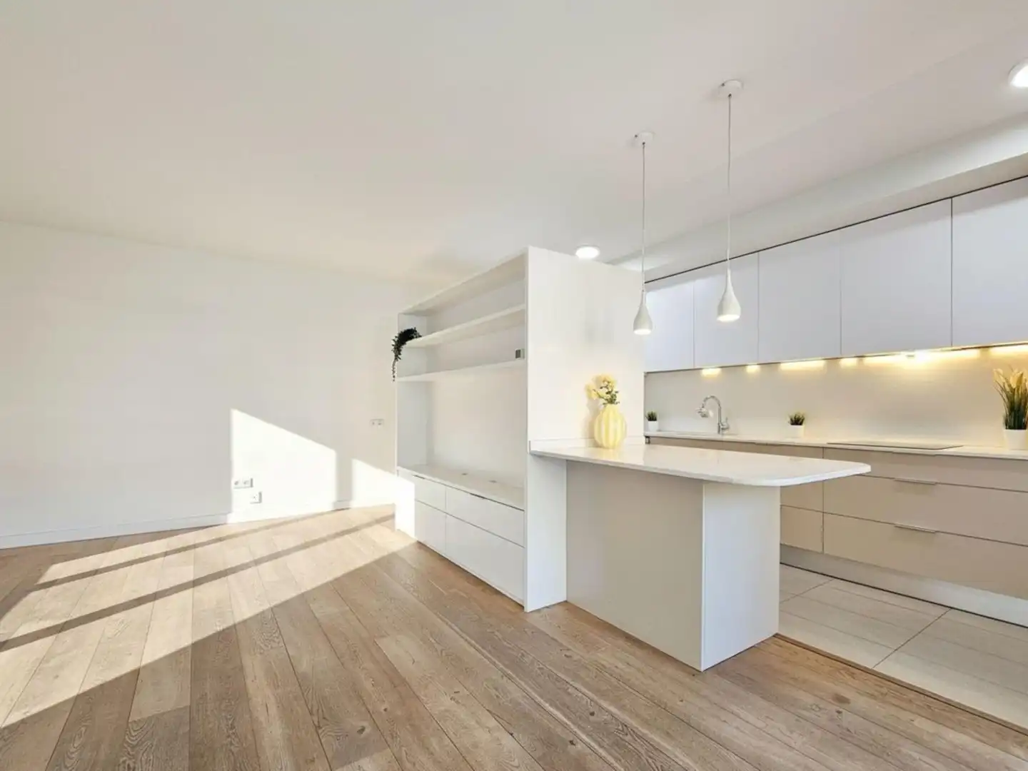Küche von Wohnung zum Verkauf in Barcelona mit Klimaanlage, Heizung und Terrasse