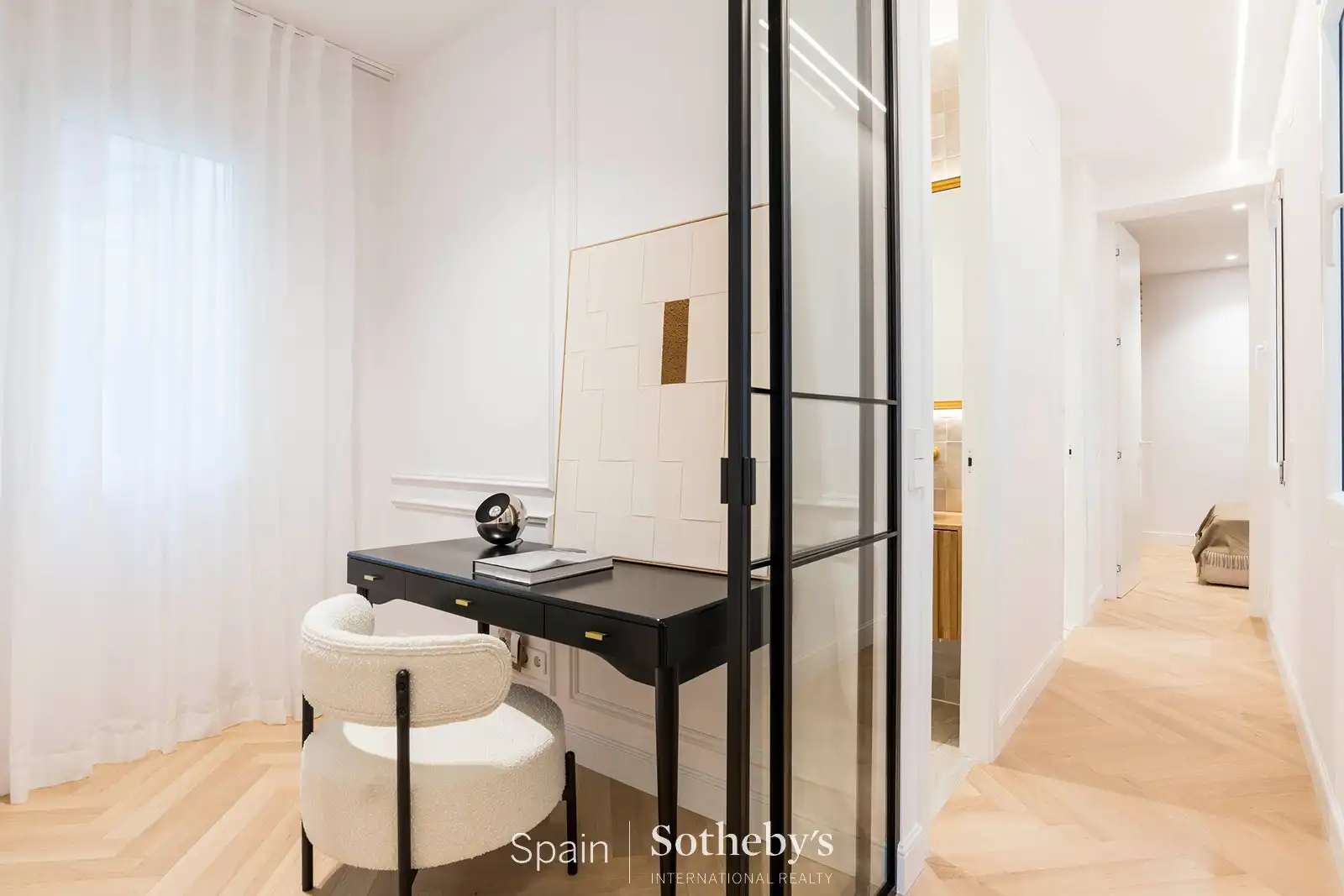 Bedroom of Apartments for sale in Madrid  with Air Conditioner and Heating