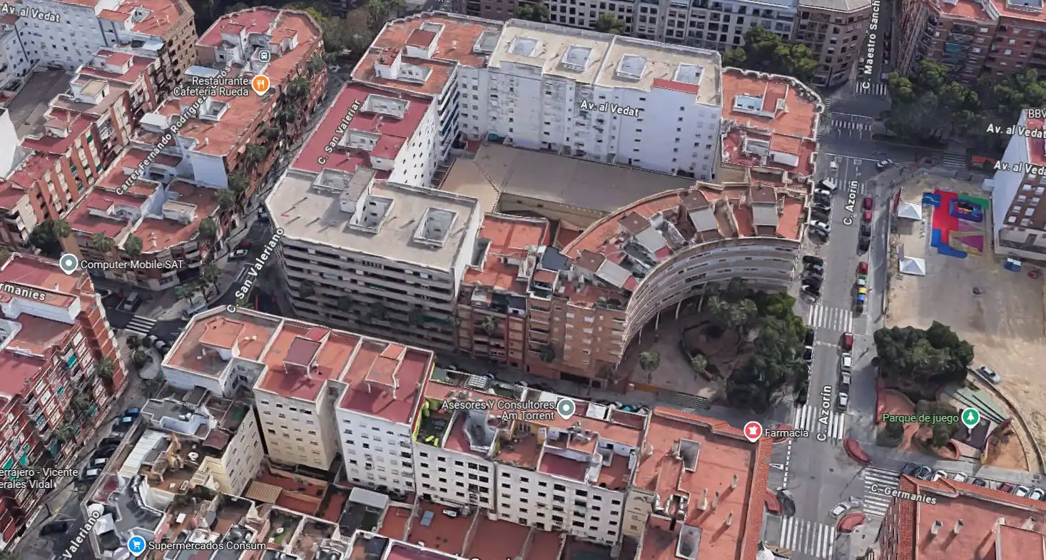 Flat for sale in Carrer de les Germanies 73, imagen 3