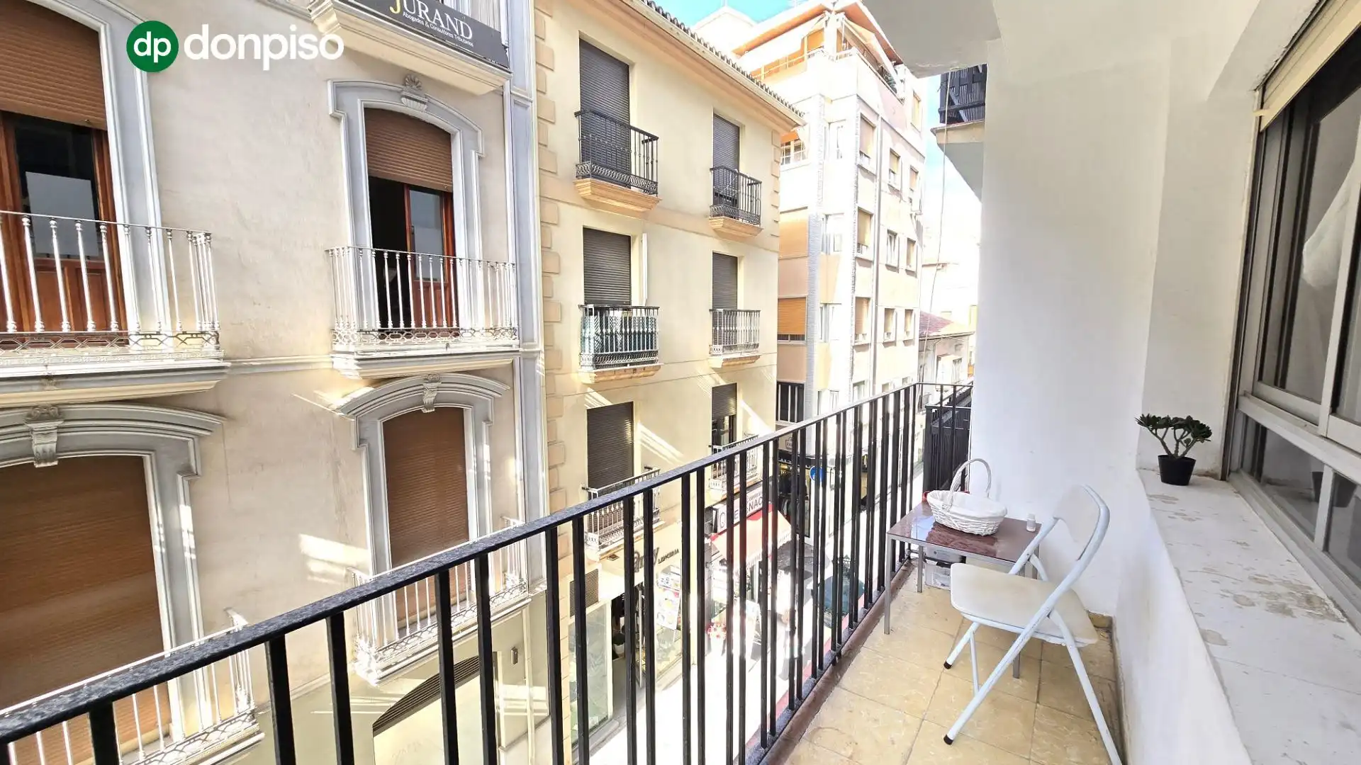 Terrasse von Wohnung zur Miete in Centro