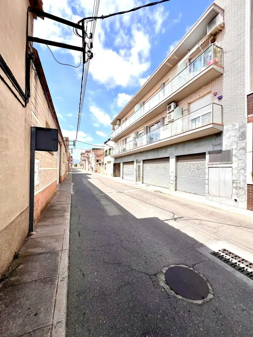 Exterior view of Duplexes for sale in Santa Bàrbara