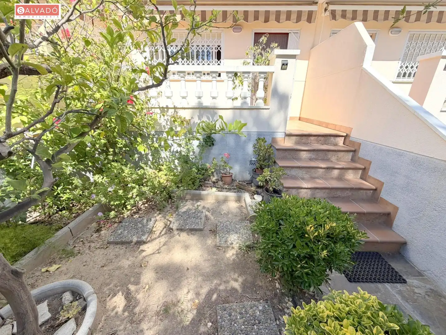 Adossat amb terrassa en venda a Segur de Calafell, imagen 3
