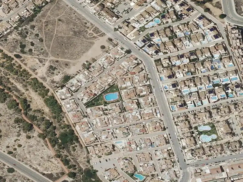 Piso con piscina en venta en Orihuela ciudad, imagen 2