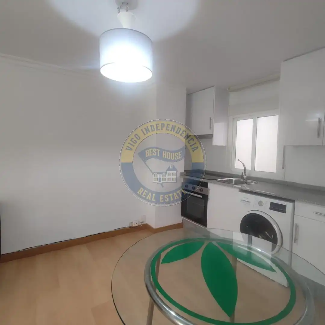 Cuina de Apartament en venda en Vigo 