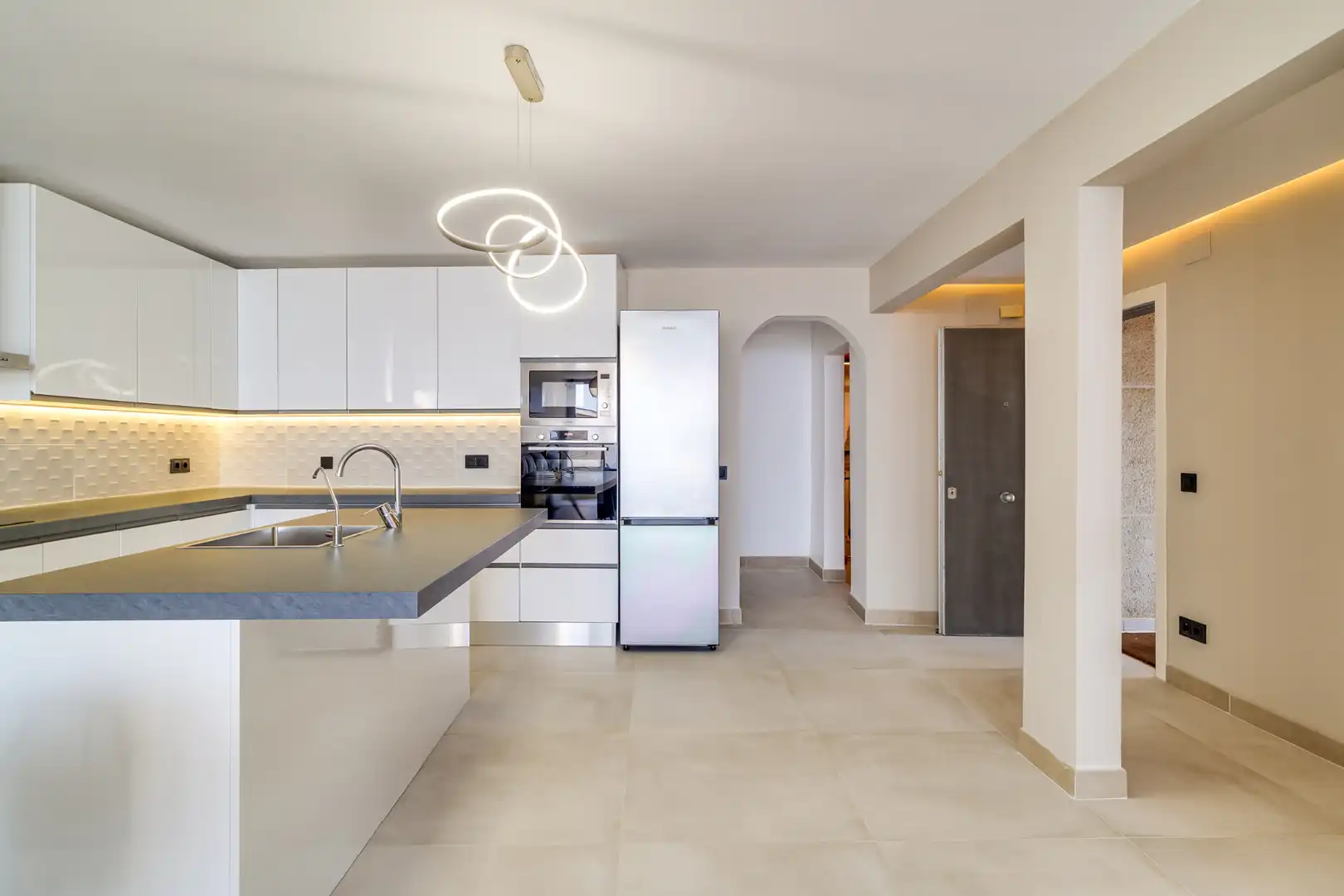 Kitchen of Flat for sale in Sitges  with Heating, Terrace and Storage room