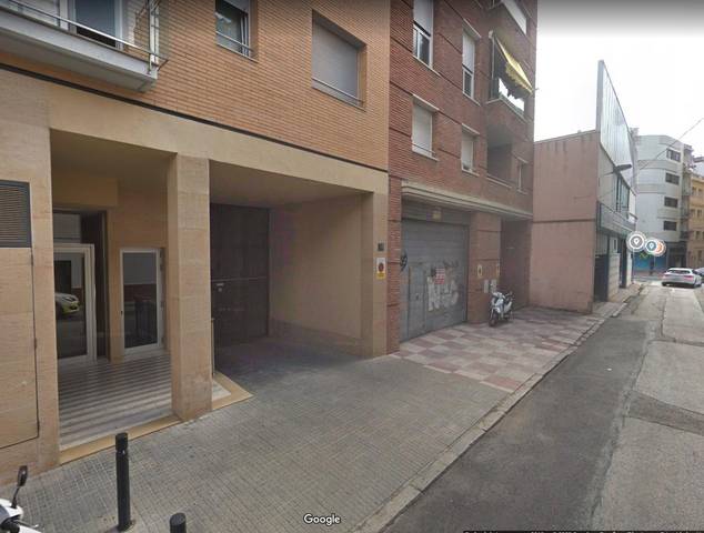 Garaje en Alquiler en Travessia dels Jardins en El Molí - El Rieral