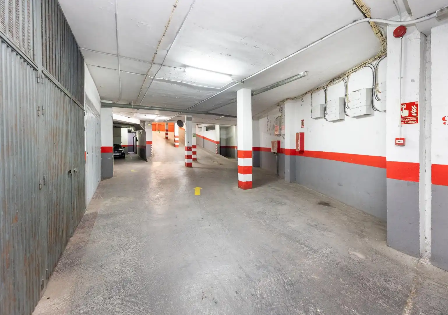 Parkplatz von Garage zum Verkauf in Granada