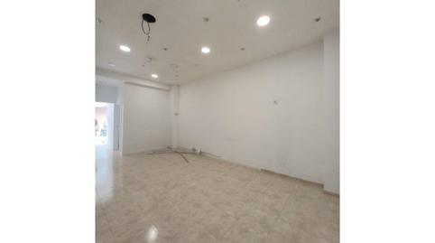 Photo 3 of Premises to rent in Maria Aurelia Campmany, El Molí - El Rieral, Girona