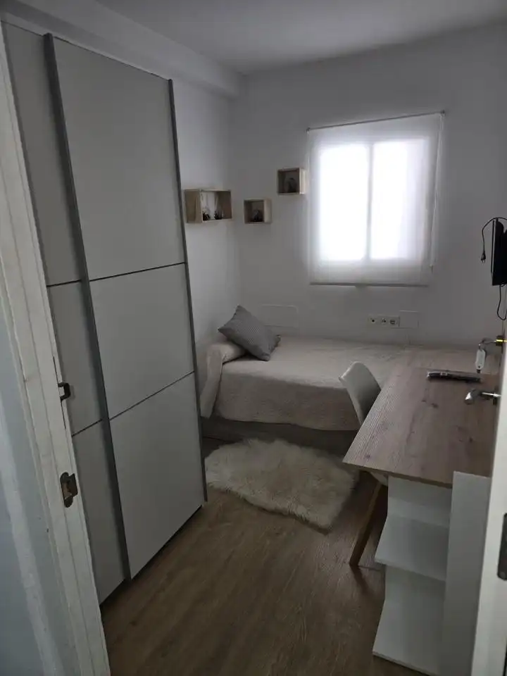 Bedroom of Flat for sale in La Victoria