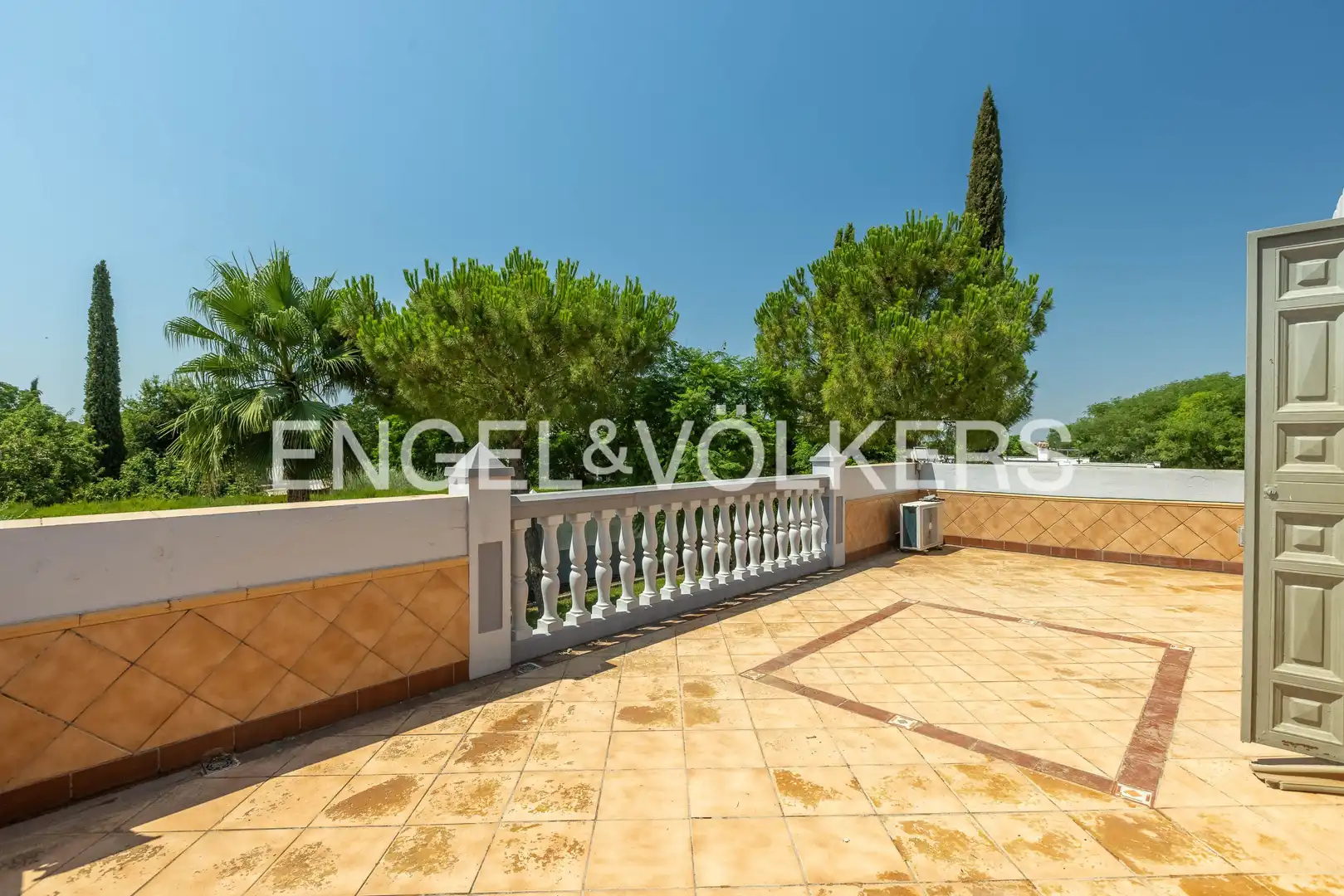 Terraza de Casa o chalet en venta en Carmona con Aire acondicionado, Calefacción y Jardín privado