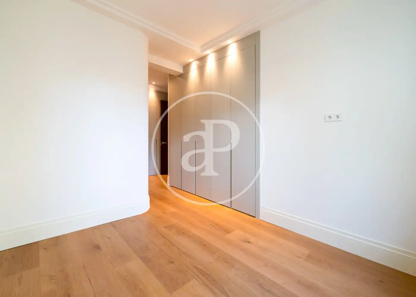 Wohnung zum Verkauf in Madrid mit Klimaanlage, Heizung und Abstellraum
