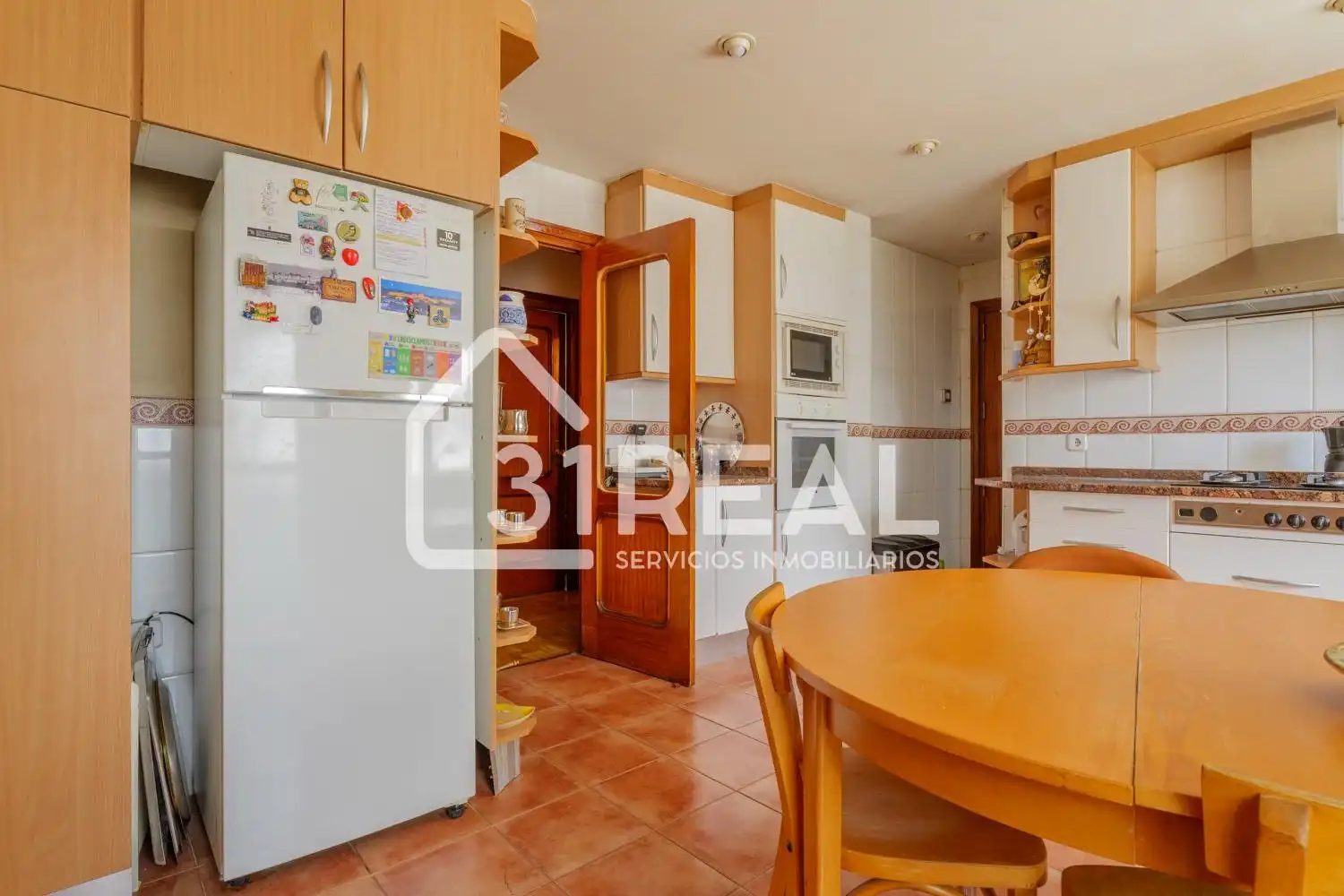 Kitchen of Flat for sale in Madrid  with Air Conditioner, Heating and Parquet flooring
