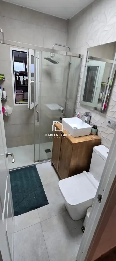 Baño de Casa o chalet en venta en Sant Celoni con Aire acondicionado, Calefacción y Jardín privado