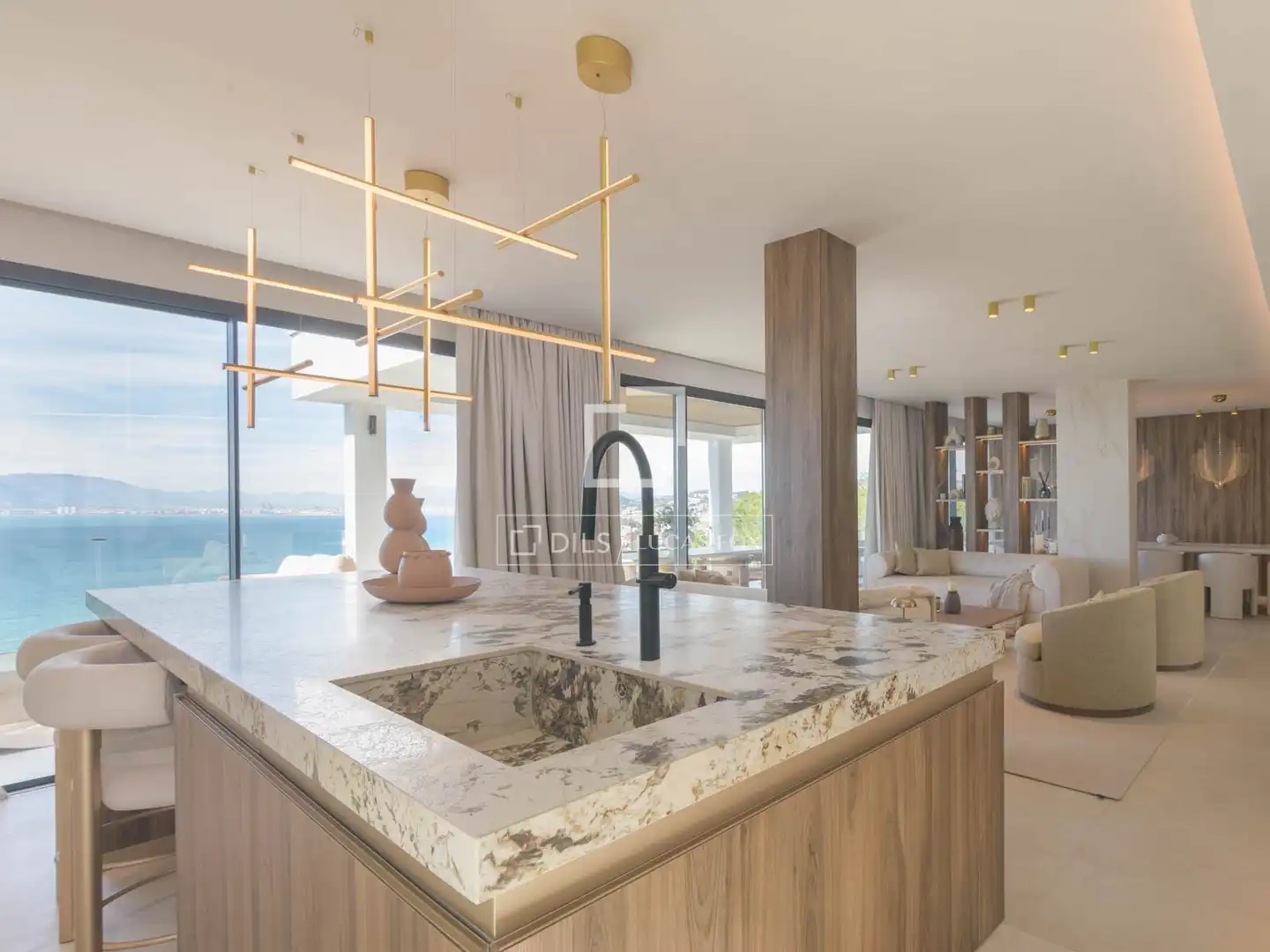 Cuina de Casa o xalet en venda en Málaga amb Aire condicionat, Jardí privat i Traster
