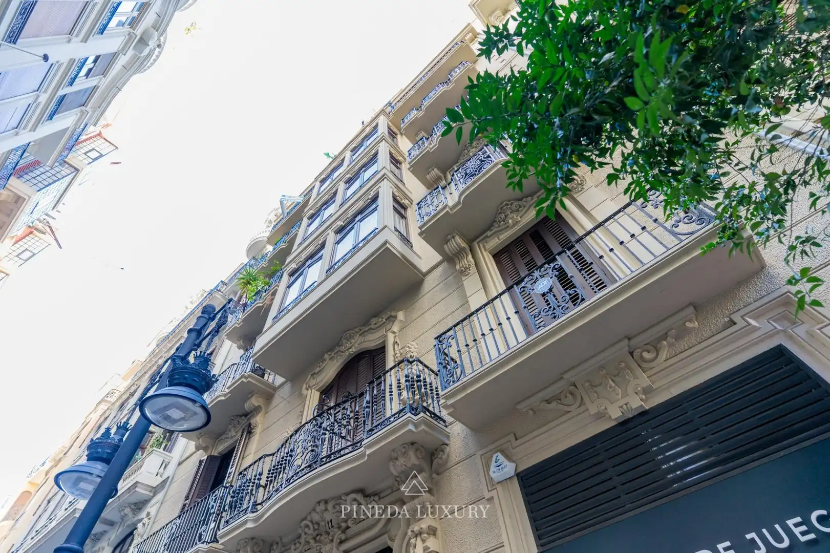 Außenansicht von Wohnung zum Verkauf in Valencia mit Heizung und Balkon